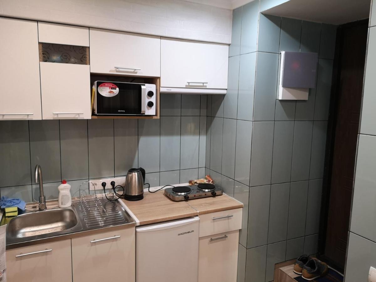 Freedom Apartment On Bazarna Str Lviv Exterior photo